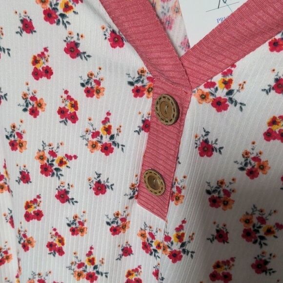 NWT P. S. Kate V Neck Shirt - Picture 2 of 5